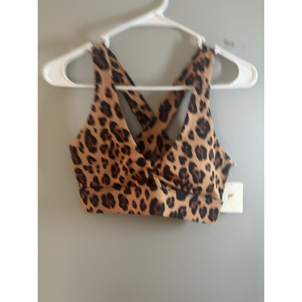 Fabletics Oasis Twist Sports Bra Leopard sz Sm NWT